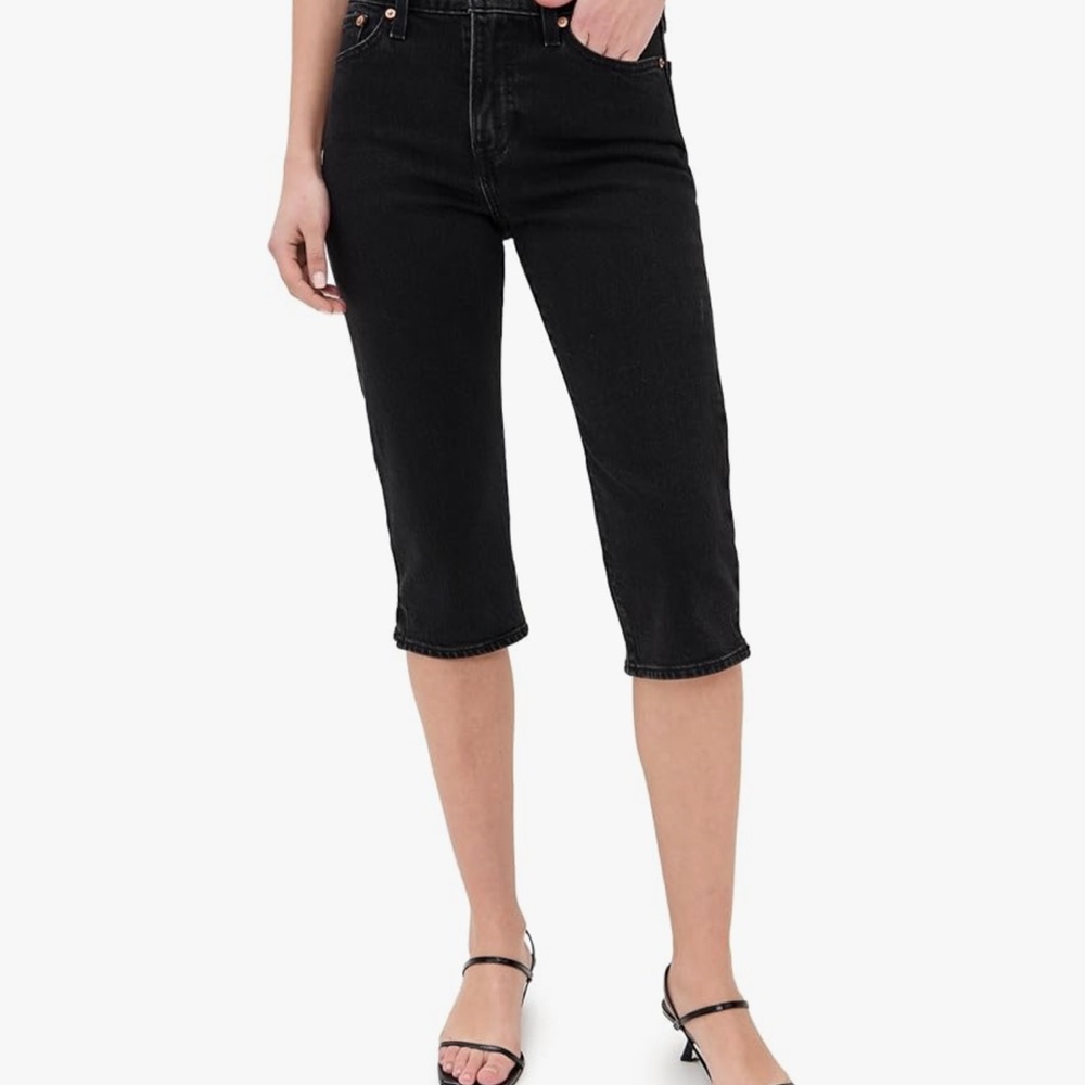 Levi's Women's Black Cropped Jeans